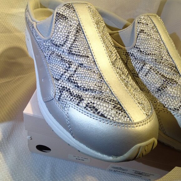 Easy Spirit Travel Time Slip on Mule Gray Silver Sparkle Snake Pattern Size 10m - Picture 2 of 8